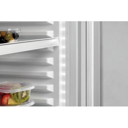 Glas-doored refrigerator 326 - 4