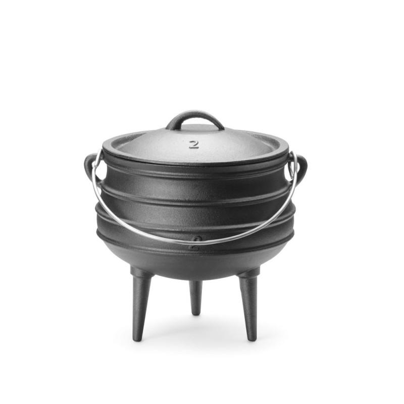 Cast iron pot