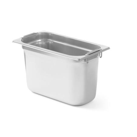 GN container with dropped handles - 2
