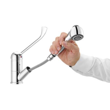 Pull-out basin tap